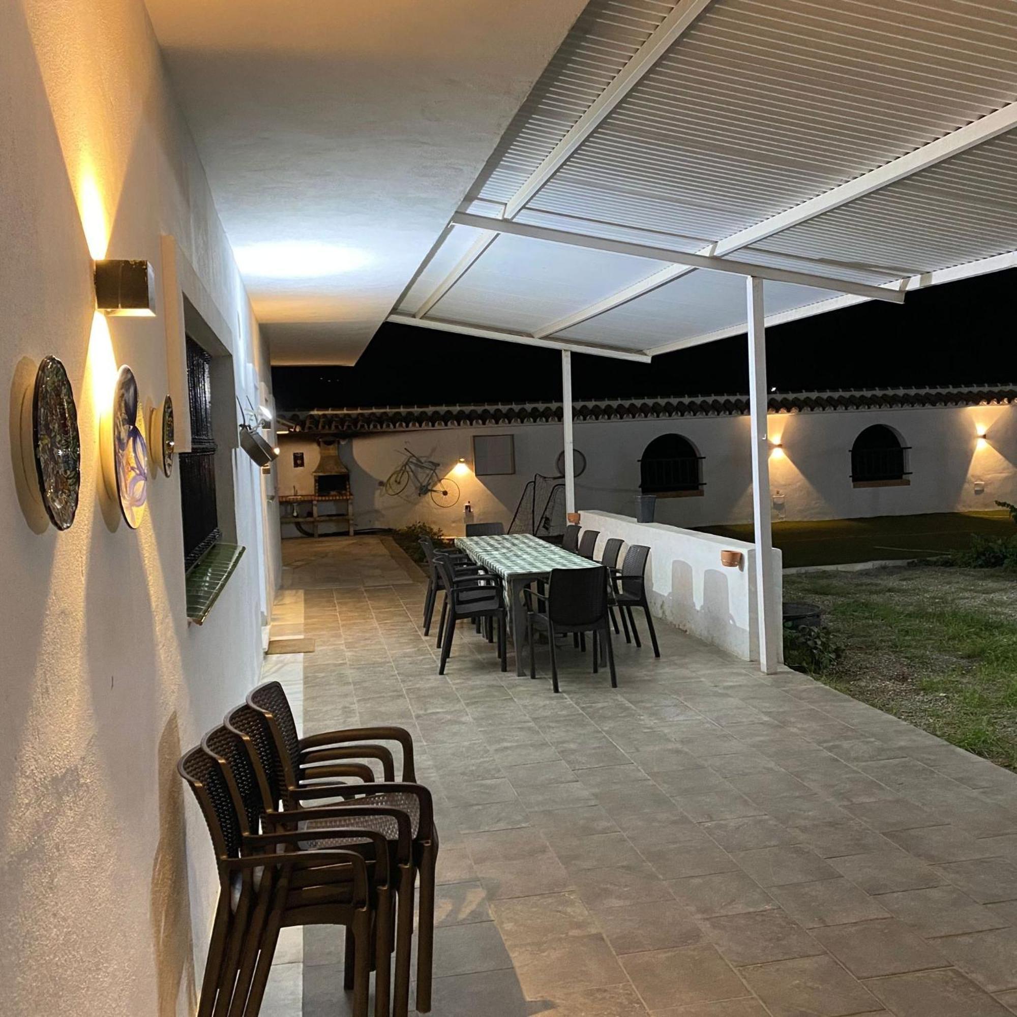 Villa 20 adultos Pool 15 x 8 AC Parking gratuito Acceso carretera Sin vecinos Álora Exterior foto